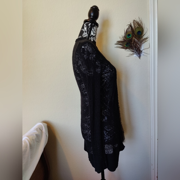 LC Lauren Conrad pretty, delicate & unique woven black cardigan π€ (Small) π€ - Picture 4 of 16